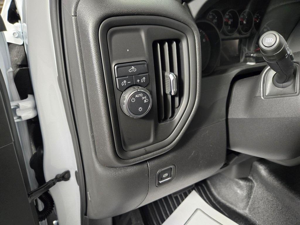 new 2025 Chevrolet Silverado 1500 car, priced at $34,957