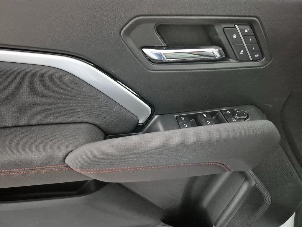 new 2026 Chevrolet Colorado car, priced at $48,695