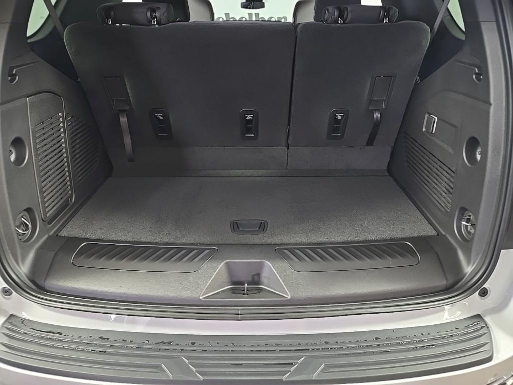 new 2025 Chevrolet Tahoe car, priced at $64,690