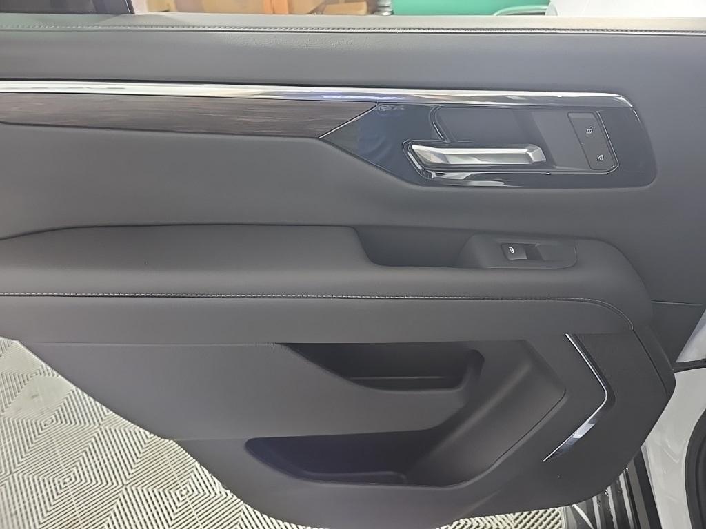 new 2025 Chevrolet Tahoe car, priced at $64,690