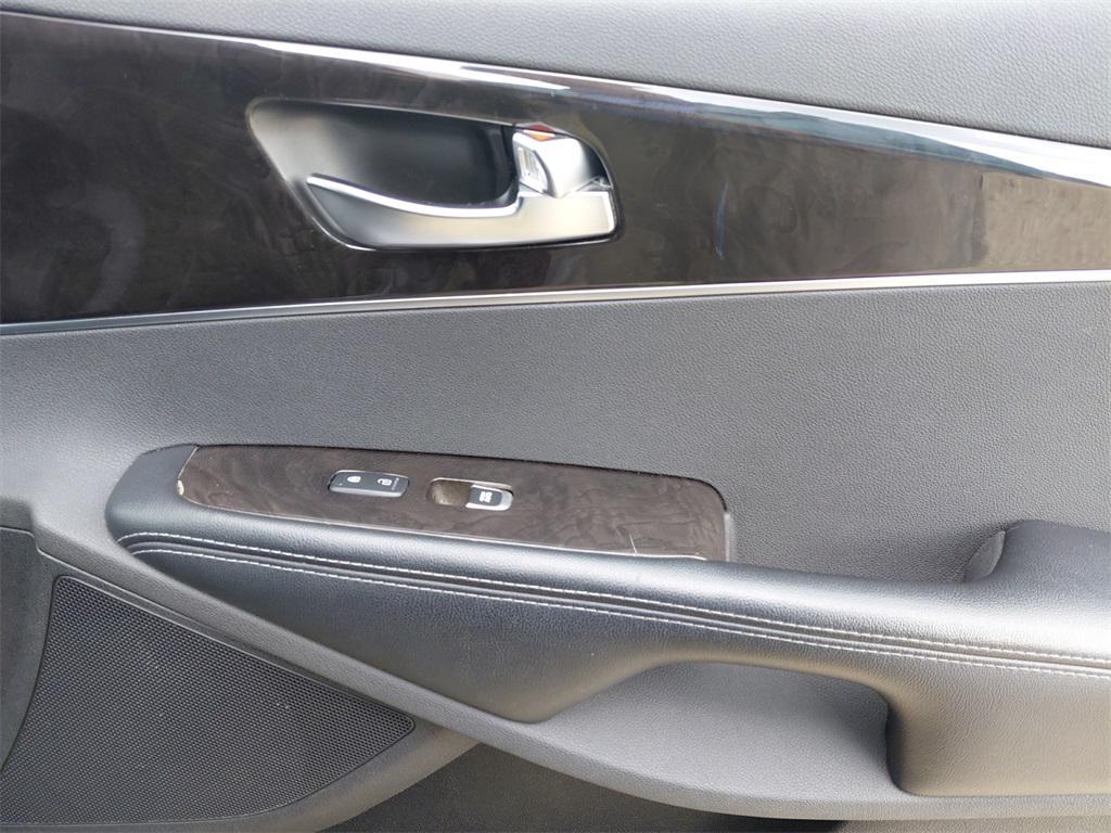 used 2018 Kia Sorento car, priced at $12,642