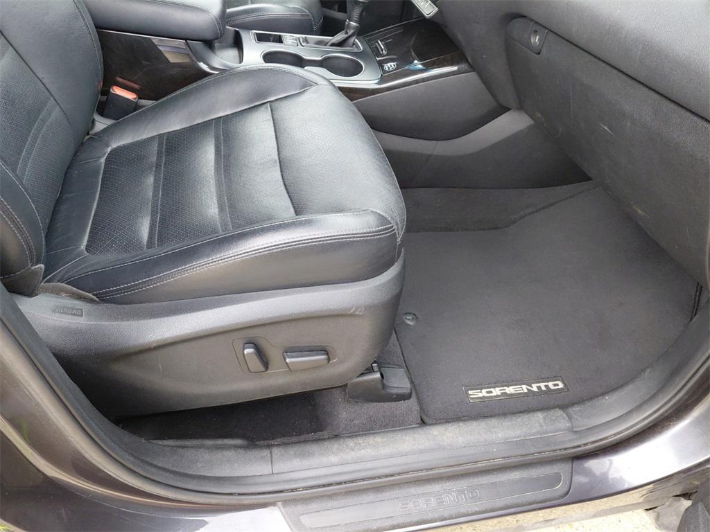 used 2018 Kia Sorento car, priced at $12,642
