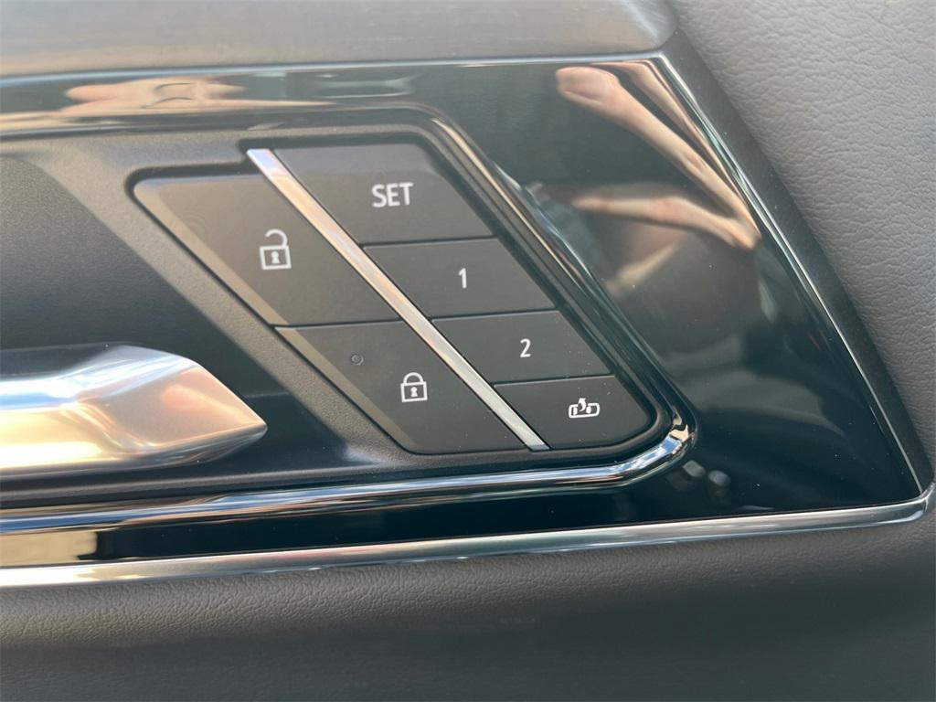 new 2025 GMC Yukon XL car, priced at $90,645