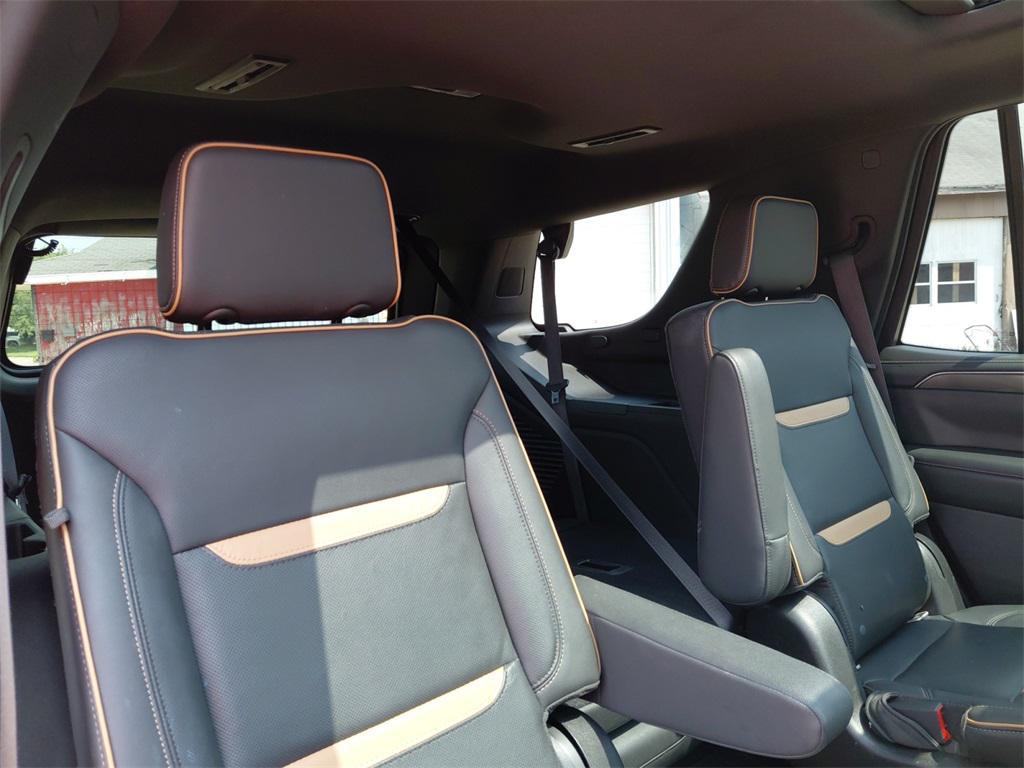 used 2021 GMC Yukon car, priced at $44,498