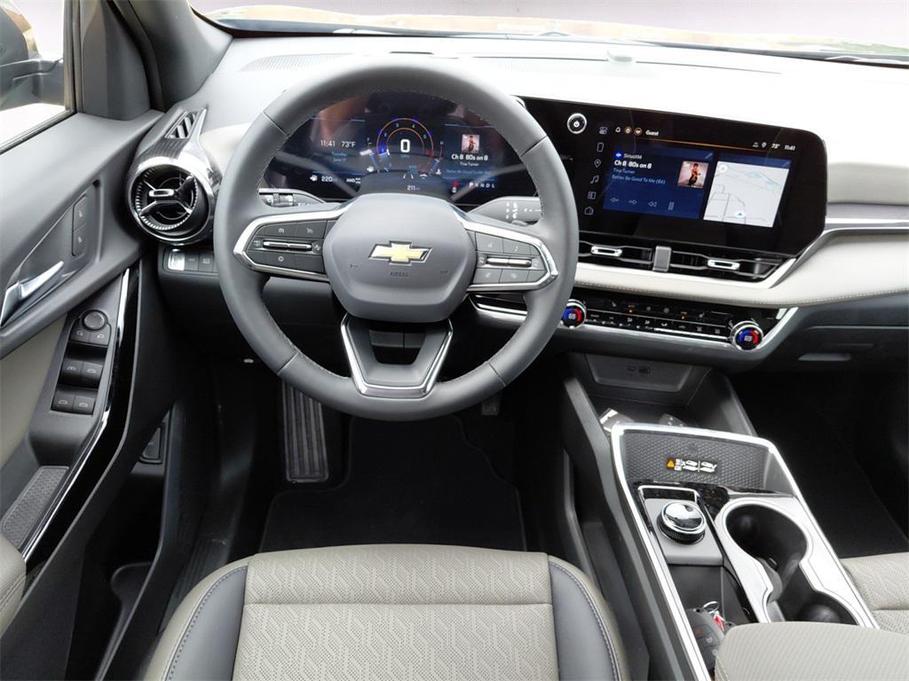 new 2026 Chevrolet Equinox car, priced at $29,998
