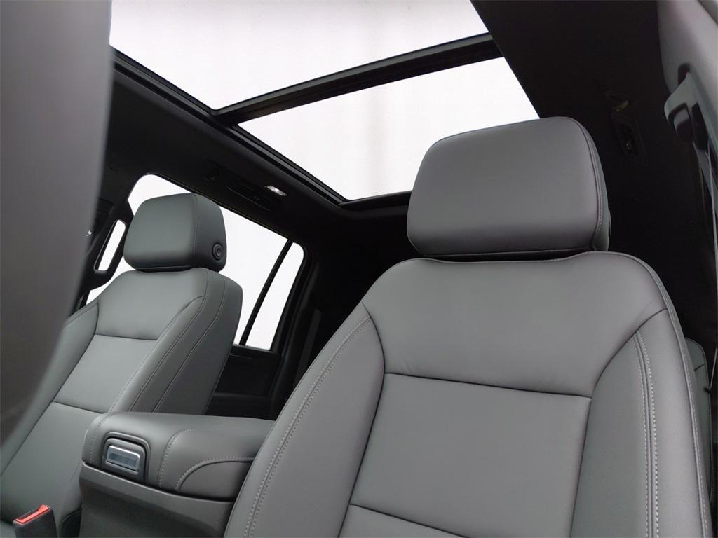 new 2025 Chevrolet Suburban car, priced at $76,342