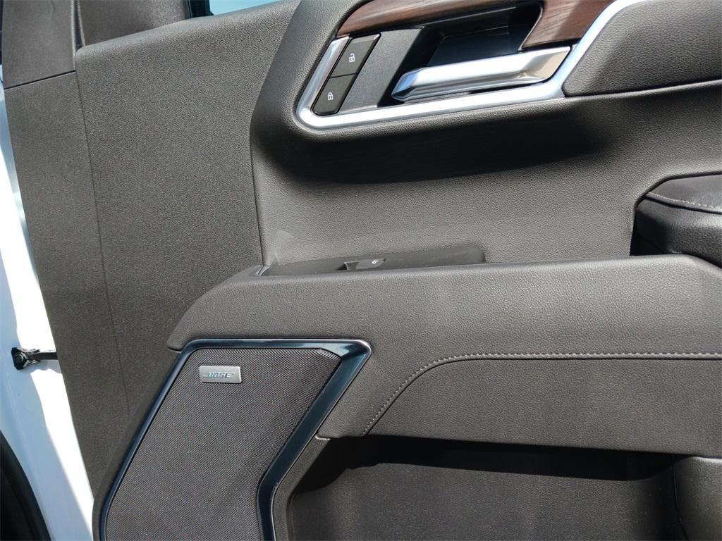 new 2025 GMC Sierra 1500 car, priced at $55,297