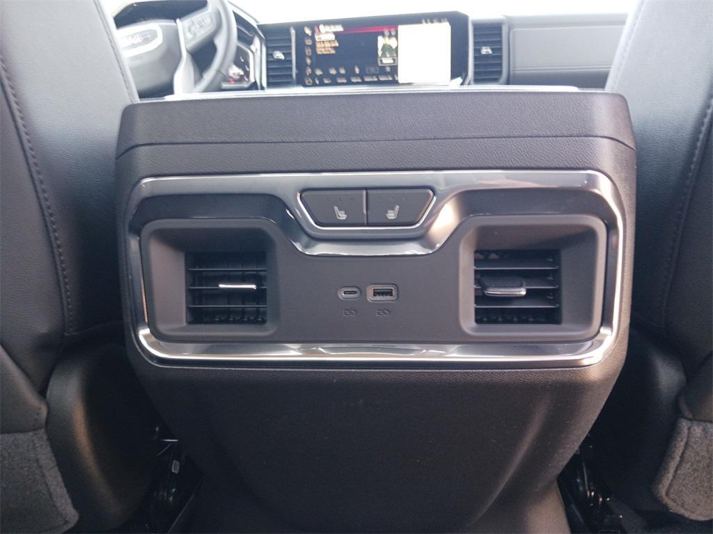 new 2025 GMC Sierra 1500 car, priced at $55,297