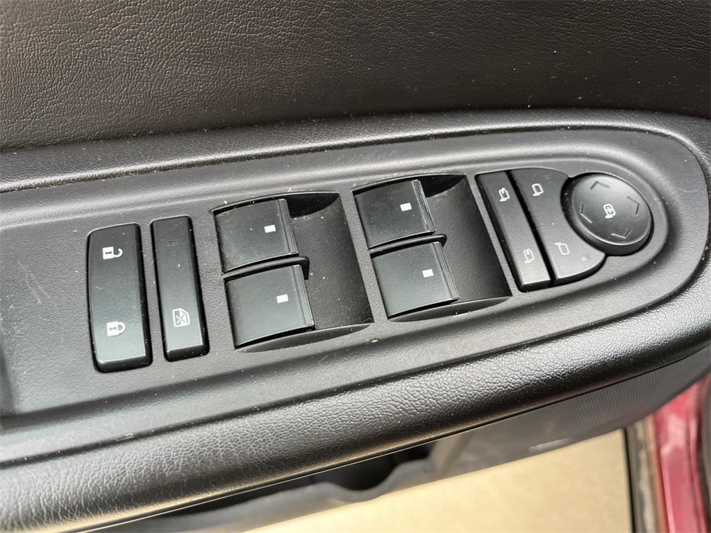 used 2017 Chevrolet Traverse car, priced at $8,392