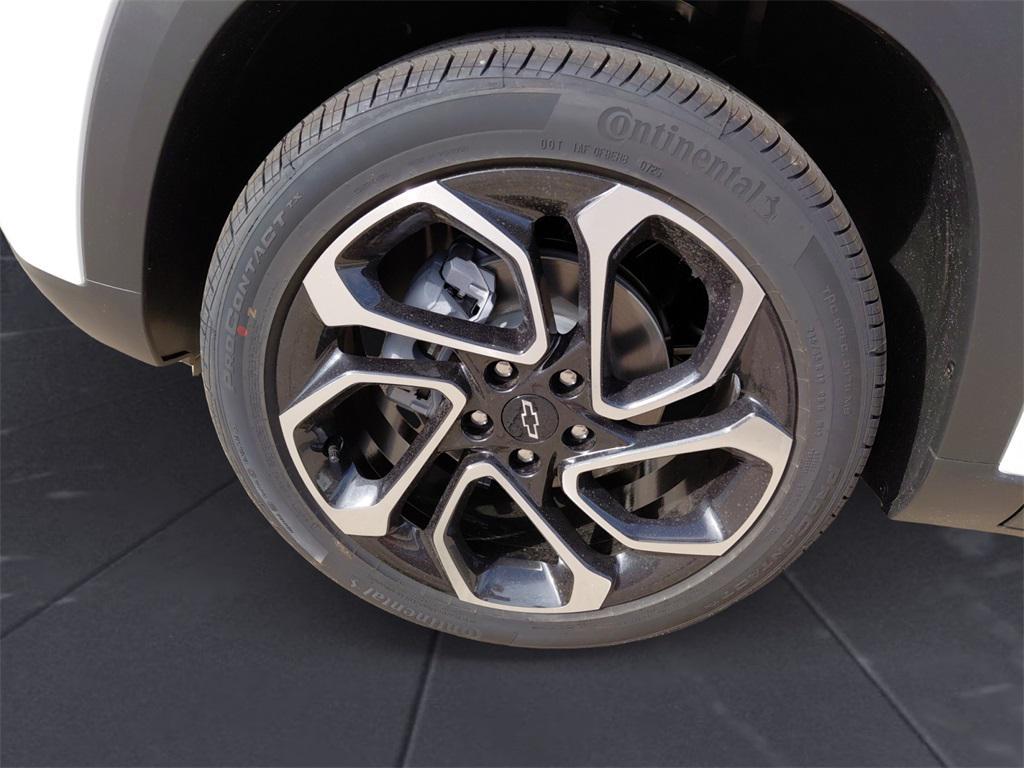 new 2026 Chevrolet Trax car, priced at $27,490