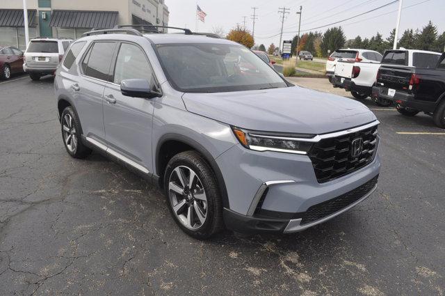 used 2025 Honda Pilot car, priced at $49,980