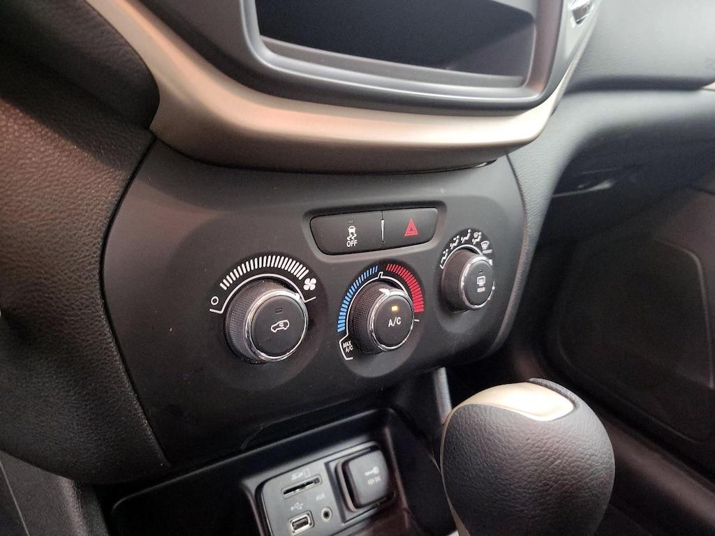 used 2015 Jeep Cherokee car, priced at $13,998