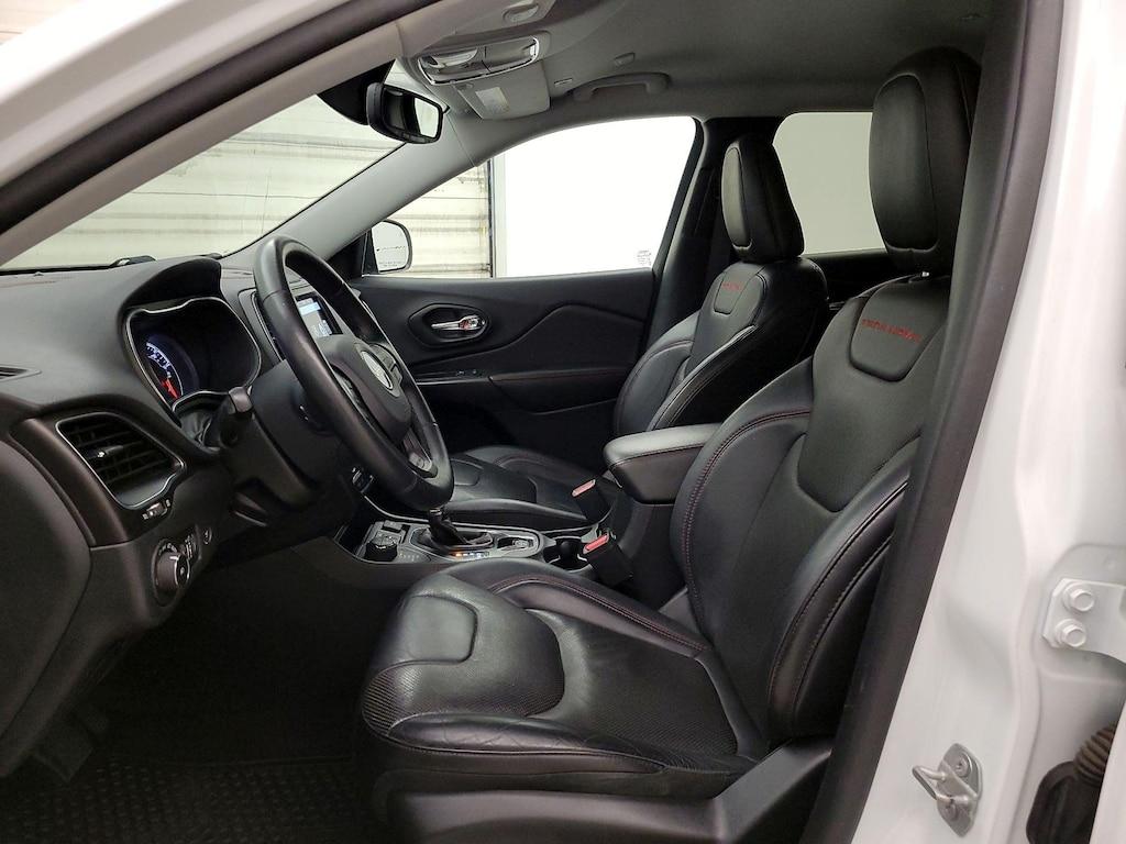 used 2019 Jeep Cherokee car, priced at $17,998