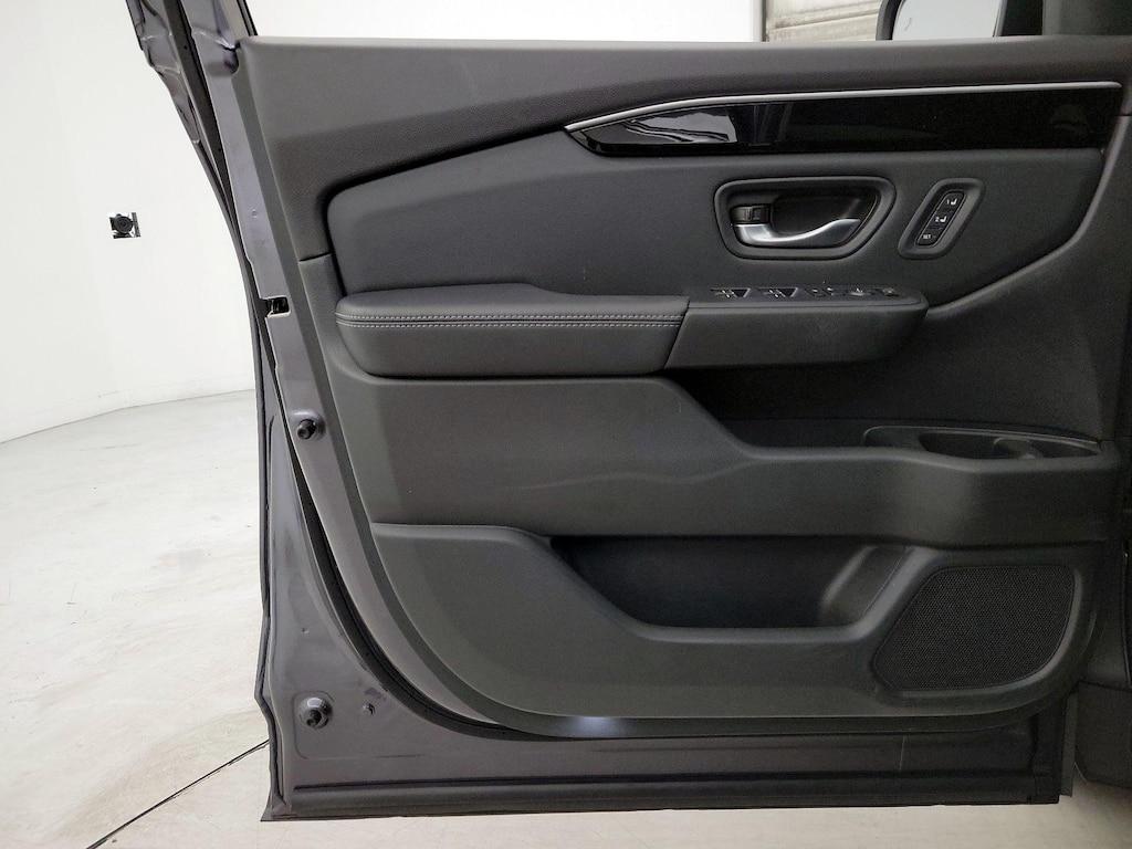 used 2024 Honda Pilot car, priced at $44,998