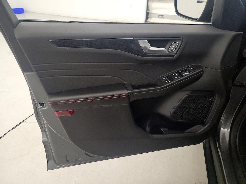 used 2023 Ford Escape car, priced at $25,998