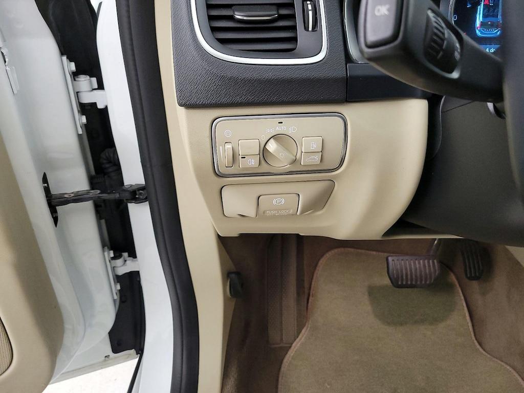 used 2015 Volvo V60 car, priced at $13,599