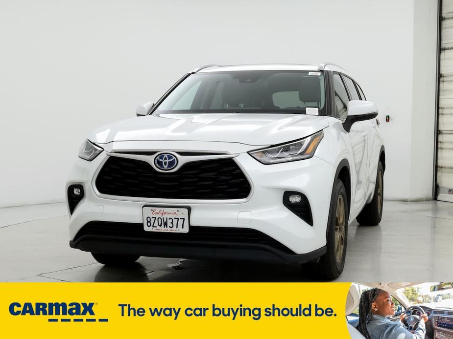 used 2022 Toyota Highlander Hybrid car, priced at $36,998