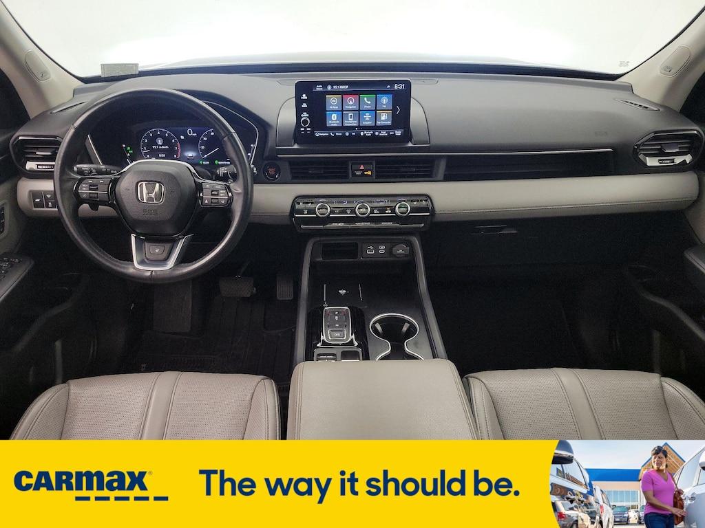 used 2023 Honda Pilot car, priced at $43,998
