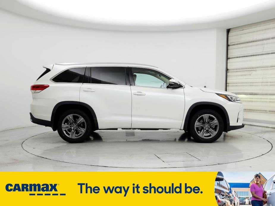 used 2019 Toyota Highlander car, priced at $38,998