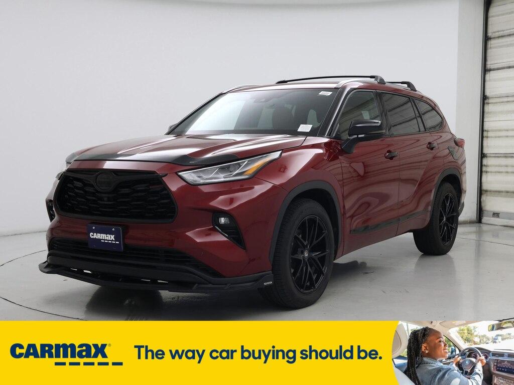 used 2020 Toyota Highlander car, priced at $35,998