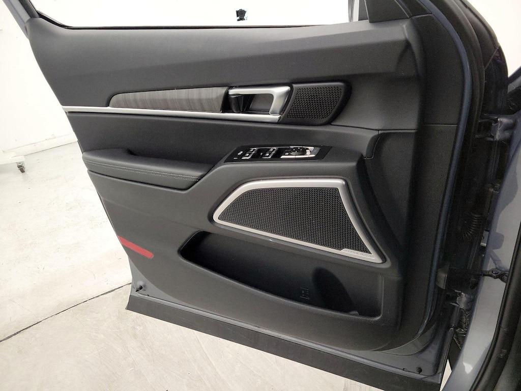 used 2025 Kia Telluride car, priced at $42,998