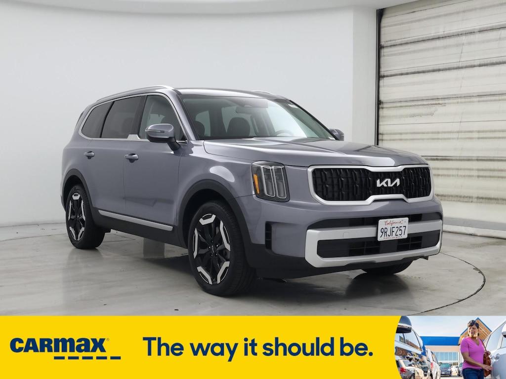 used 2025 Kia Telluride car, priced at $42,998