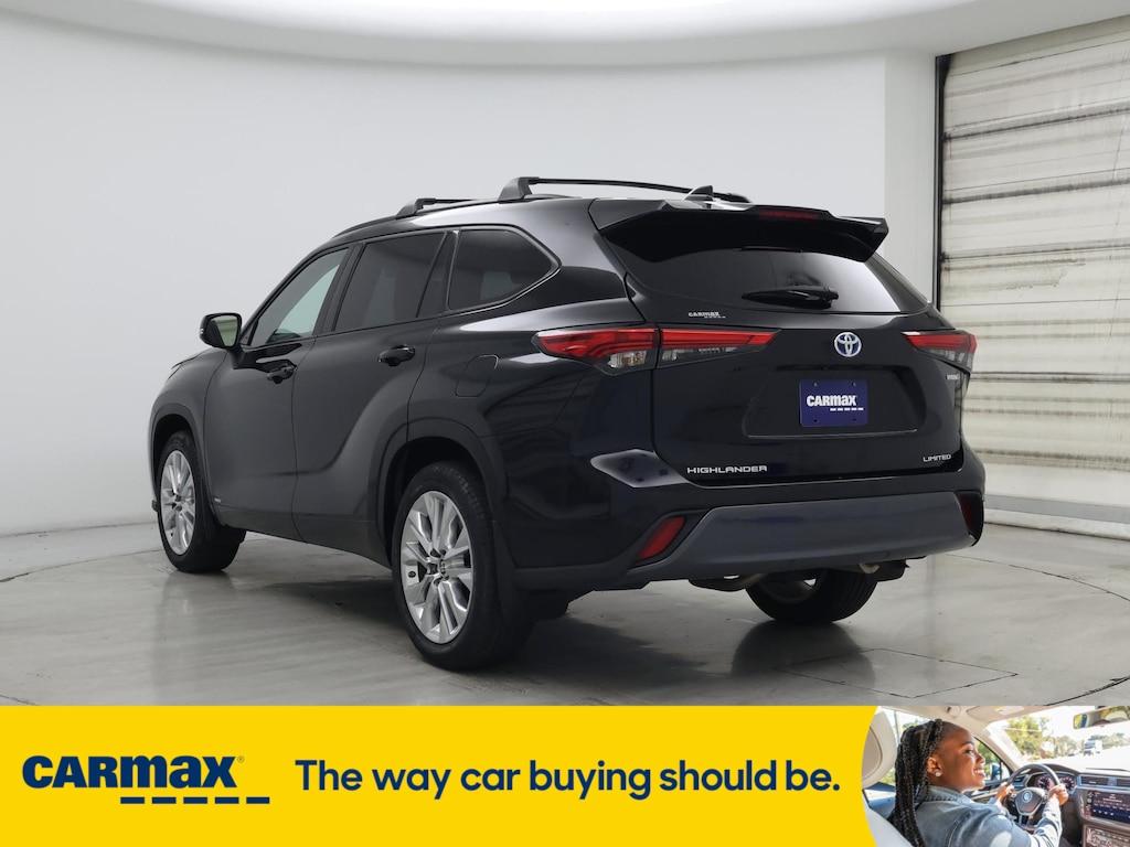 used 2022 Toyota Highlander Hybrid car, priced at $46,998