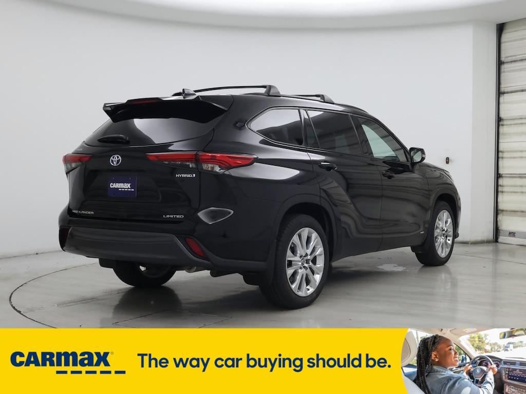 used 2022 Toyota Highlander Hybrid car, priced at $46,998