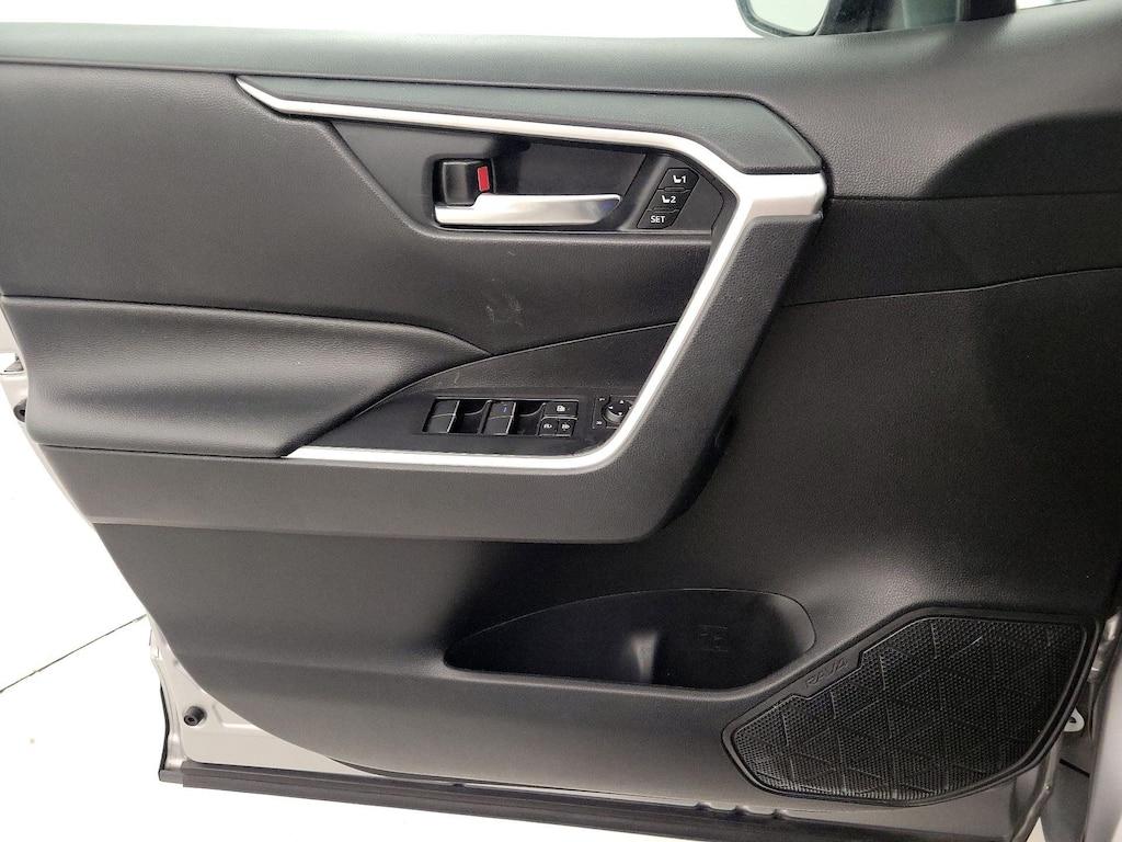 used 2019 Toyota RAV4 car, priced at $25,998