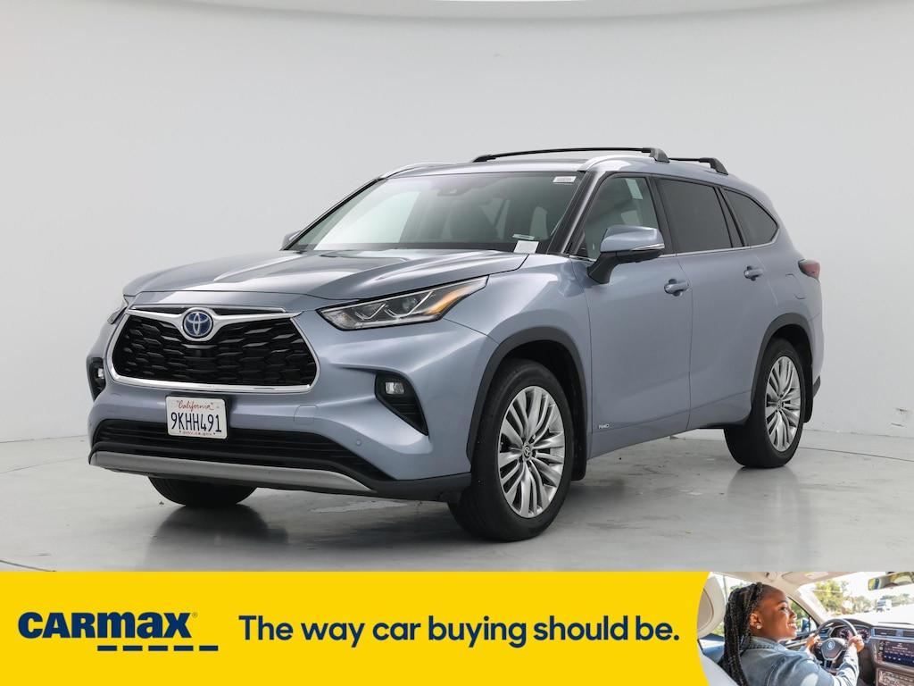used 2024 Toyota Highlander Hybrid car, priced at $57,998