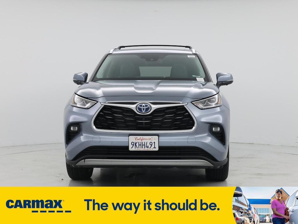 used 2024 Toyota Highlander Hybrid car, priced at $57,998