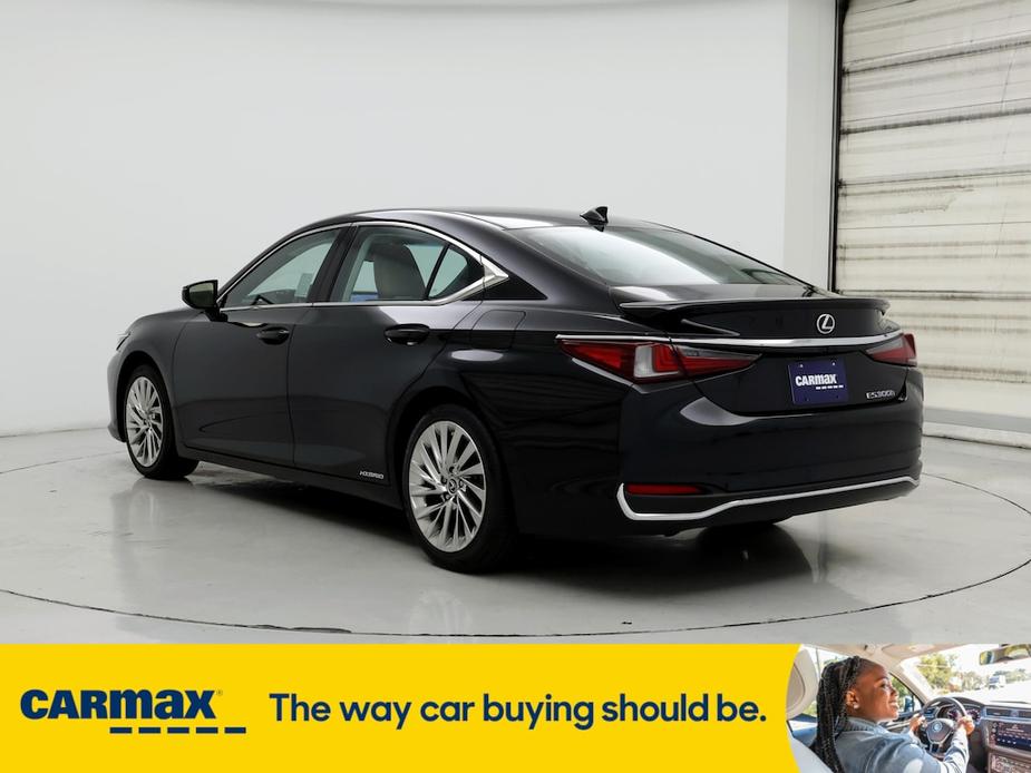 used 2021 Lexus ES 300h car, priced at $32,998