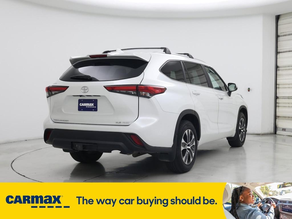 used 2023 Toyota Highlander car, priced at $36,998