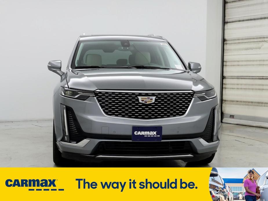 used 2023 Cadillac XT6 car, priced at $32,998