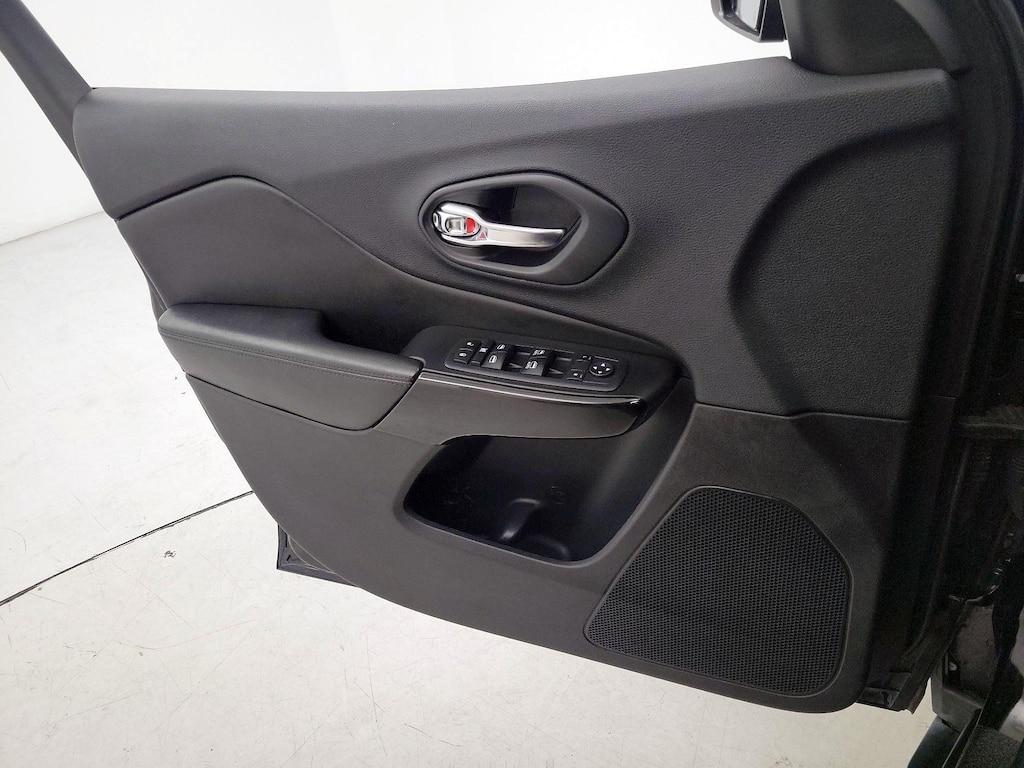 used 2019 Jeep Cherokee car, priced at $16,998