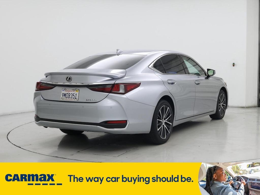 used 2024 Lexus ES 300h car, priced at $45,998