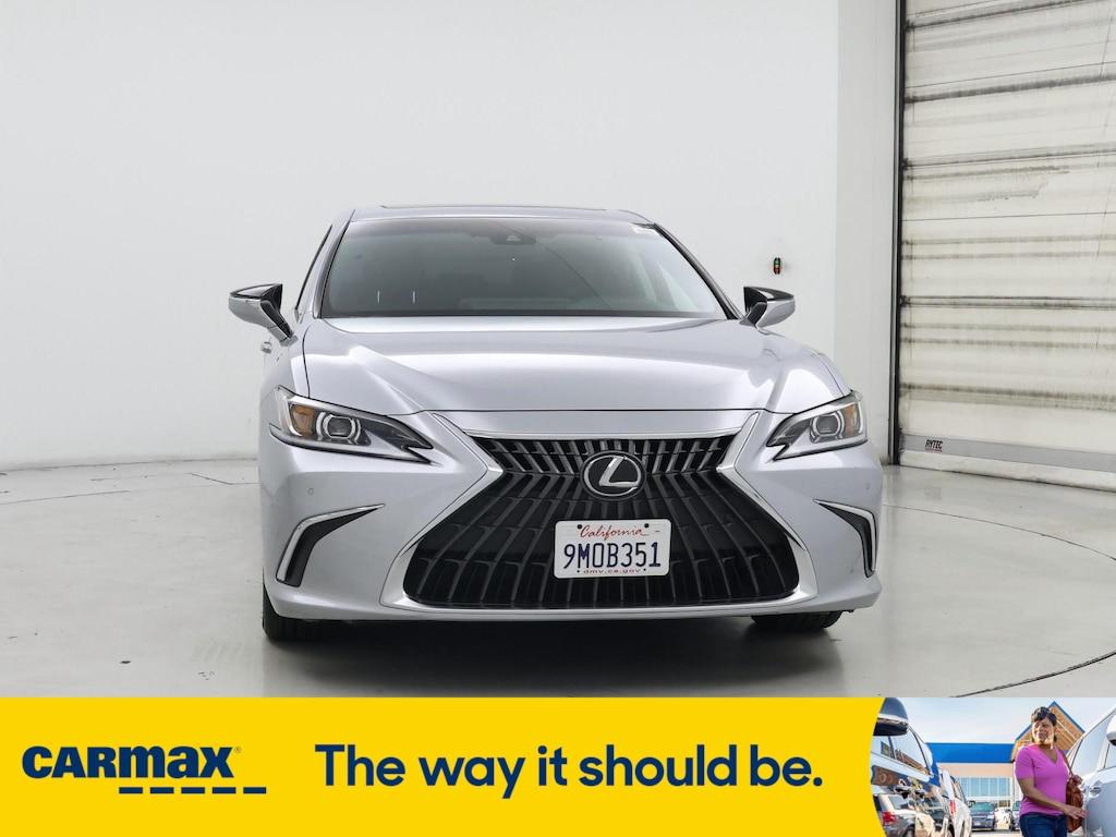 used 2024 Lexus ES 300h car, priced at $45,998