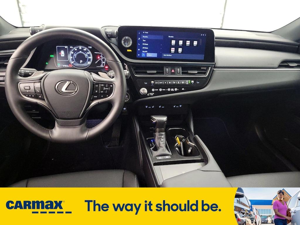 used 2024 Lexus ES 300h car, priced at $45,998