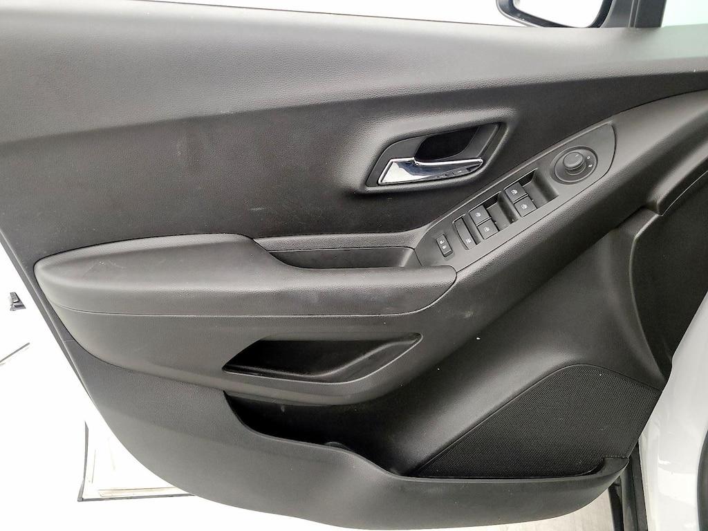 used 2018 Chevrolet Trax car, priced at $14,998