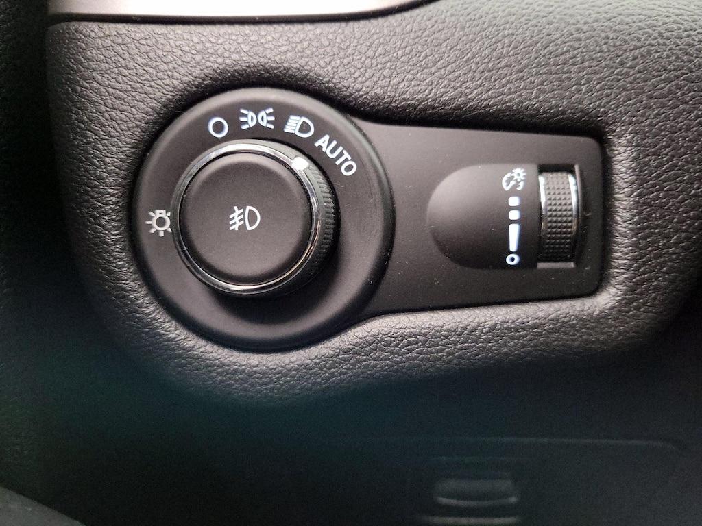 used 2019 Jeep Cherokee car, priced at $16,998