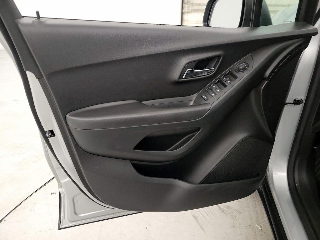 used 2020 Chevrolet Trax car, priced at $18,998