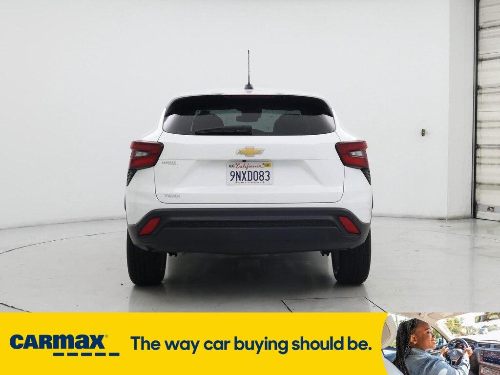 used 2024 Chevrolet Trax car, priced at $23,998
