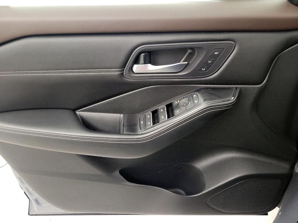 used 2023 Nissan Rogue car, priced at $28,998