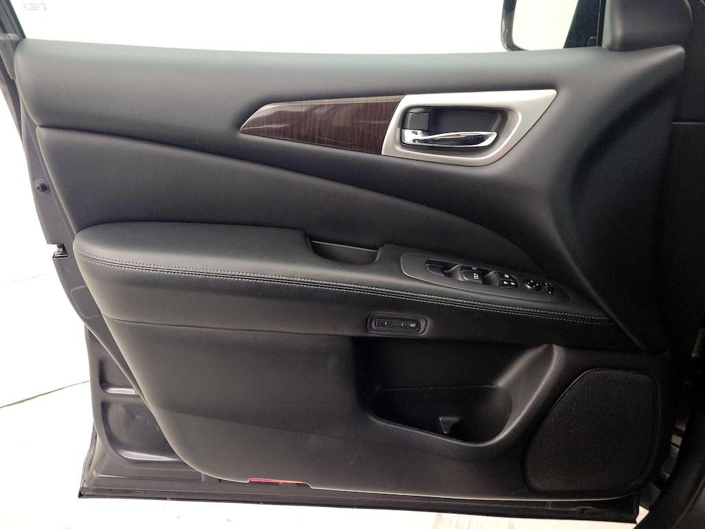 used 2014 Nissan Pathfinder car, priced at $15,998