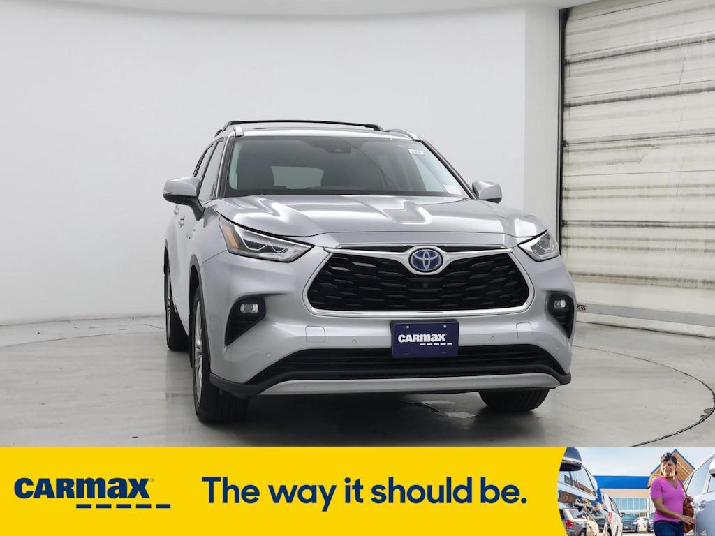 used 2021 Toyota Highlander Hybrid car, priced at $49,998