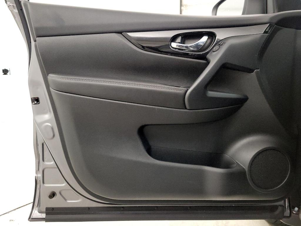 used 2022 Nissan Rogue Sport car, priced at $21,998