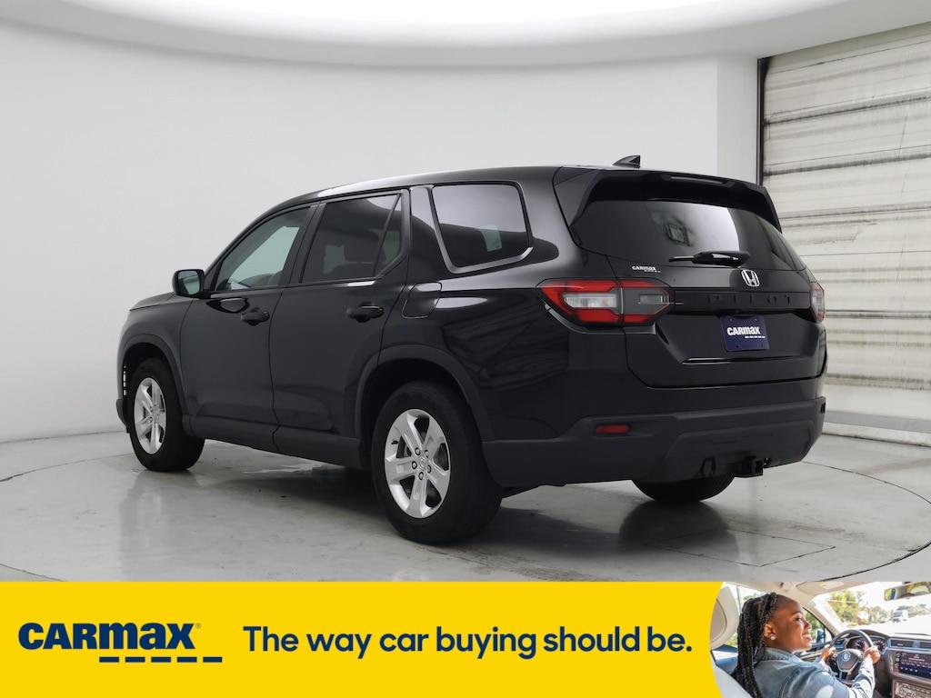 used 2023 Honda Pilot car, priced at $35,998