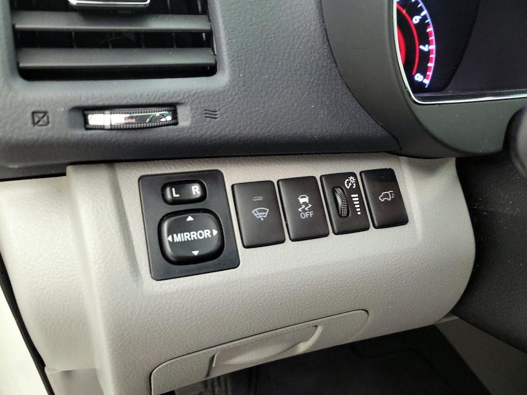 used 2013 Toyota Highlander car, priced at $19,998