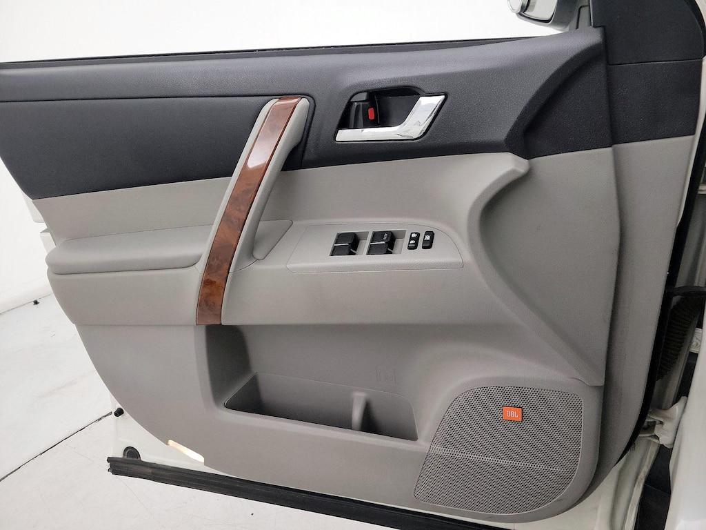 used 2013 Toyota Highlander car, priced at $19,998