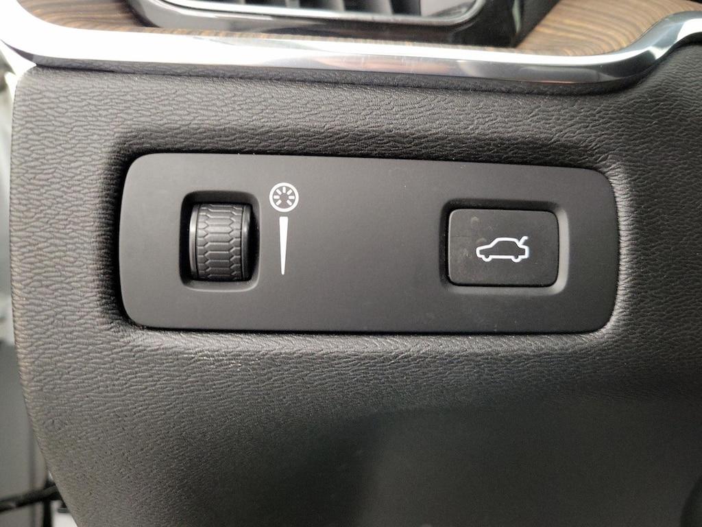 used 2019 Volvo XC60 car, priced at $26,998